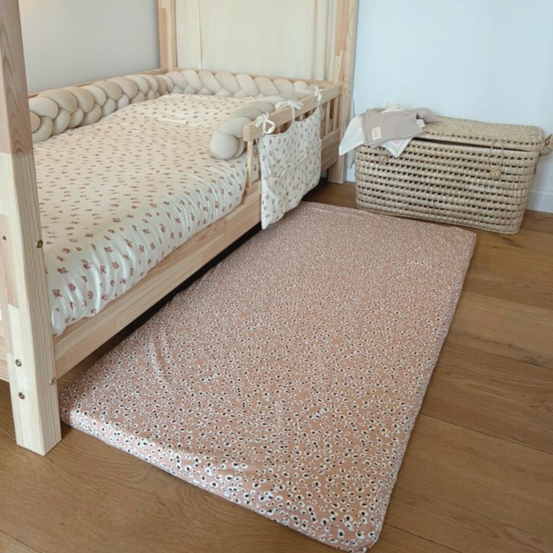 Tapis de motricité léopard rose