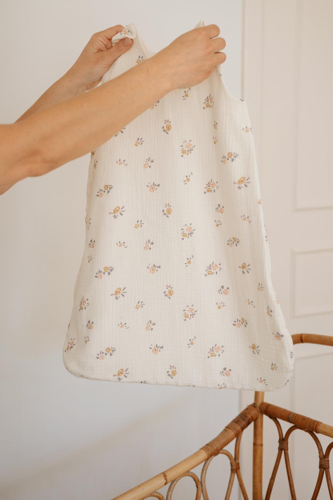 Comment aider bébé à bien dormir quand il fait chaud?