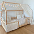 Pack lit cabane + ciel de lit + guirlande + range-doudou