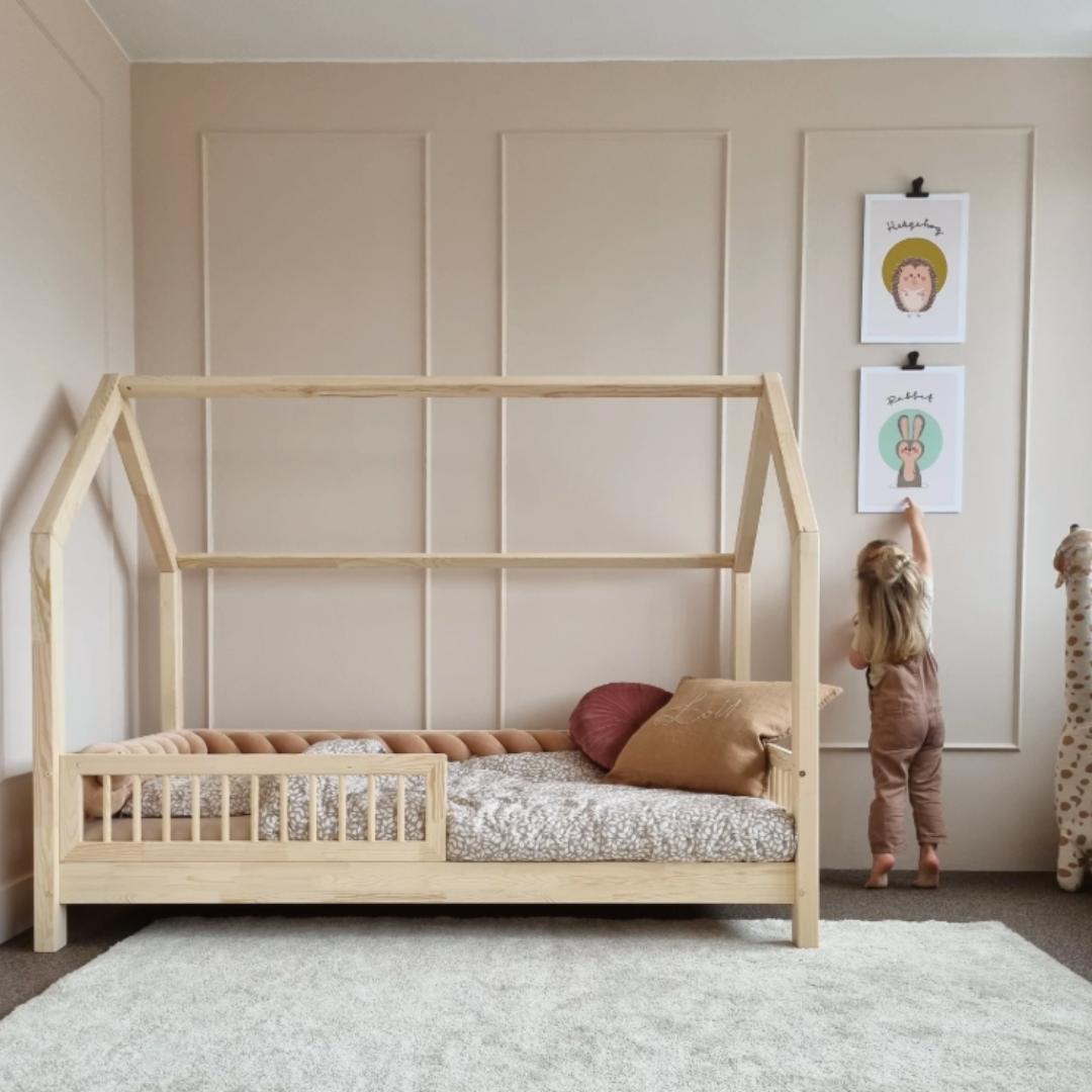 Lit cabane Montessori avec barrière Pia 80x160cm