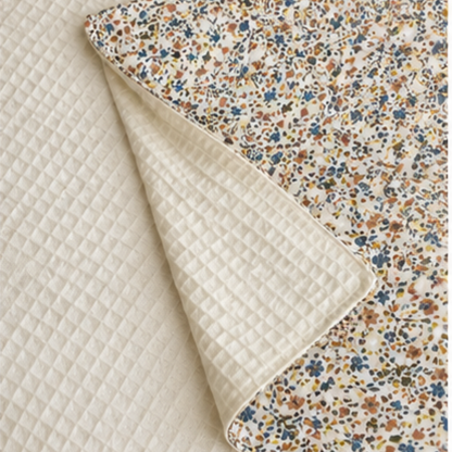 Couverture légère enfant fleurie Holly