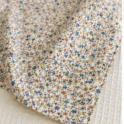 Couverture légère enfant fleurie Holly
