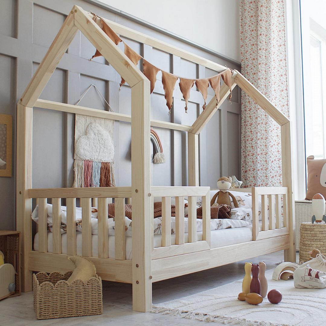 Lit cabane Montessori avec barrière Andrea 90x200cm Entrée au milieu