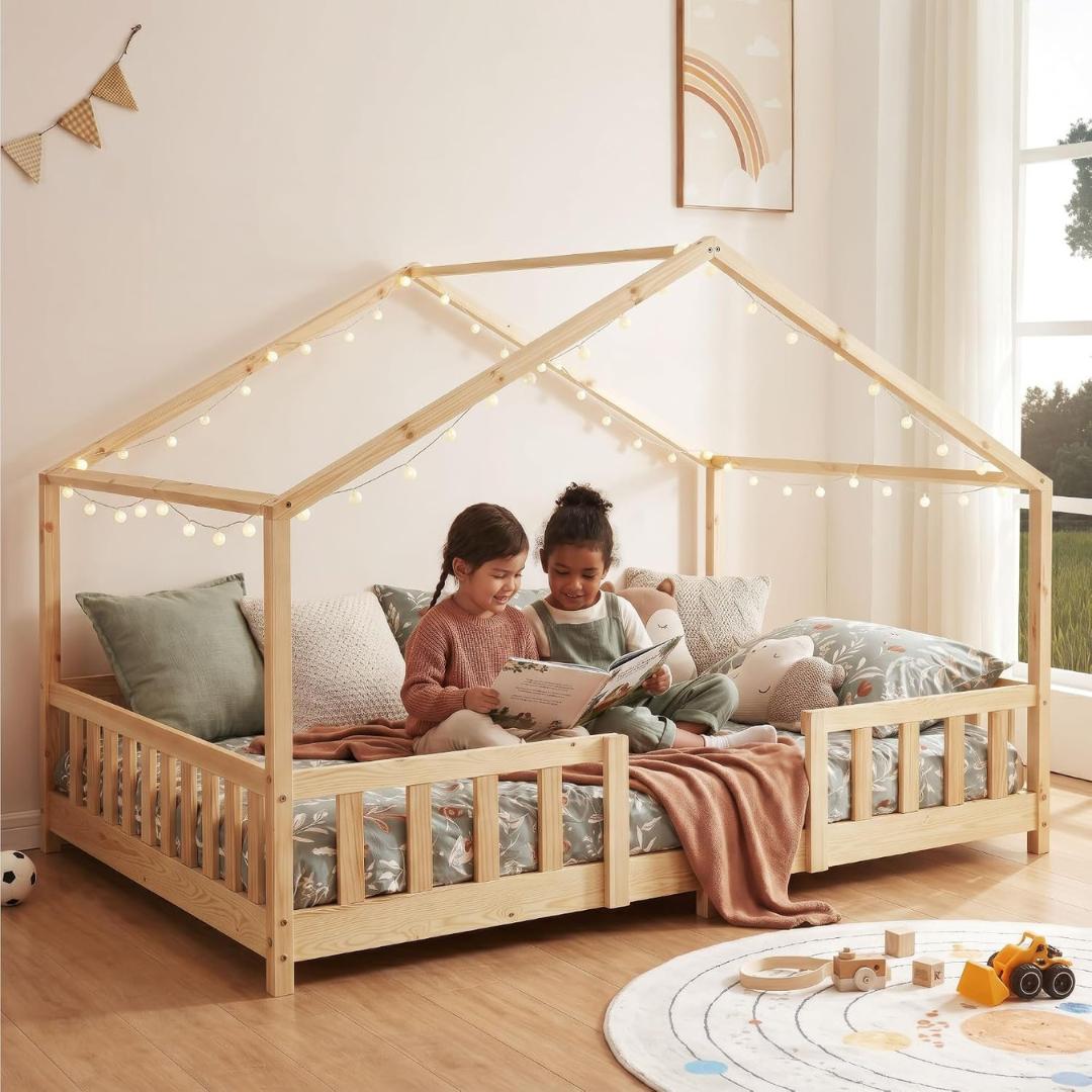 Grand lit cabane double avec barrière - 120x200cm - Bois naturel