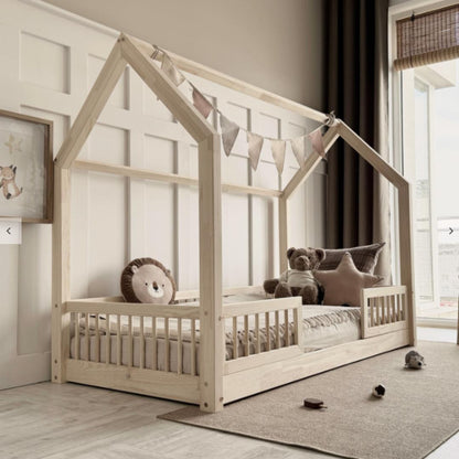 Lit cabane Montessori avec barrière Paola 90x190cm Entrée au milieu