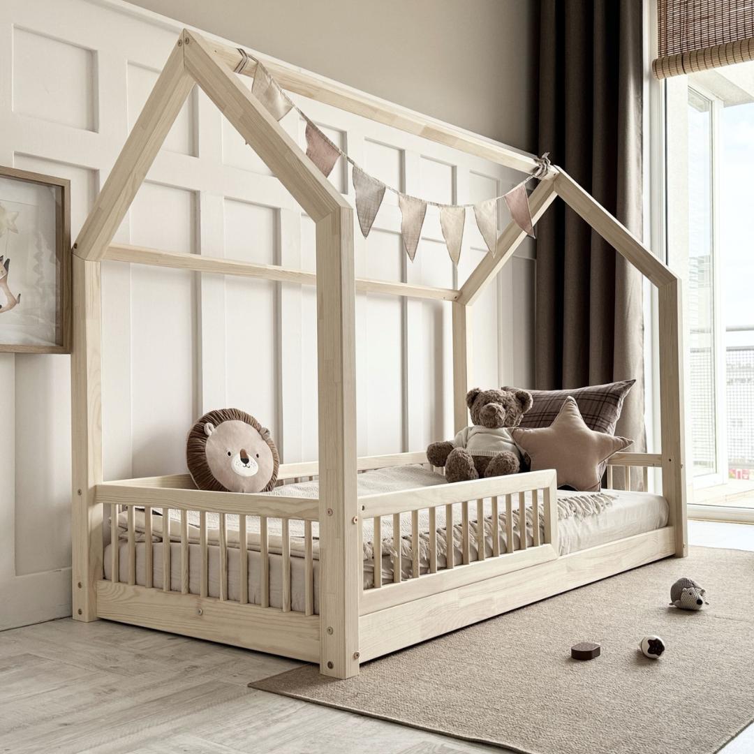 Lit cabane Montessori avec barrière Pia 90x200cm