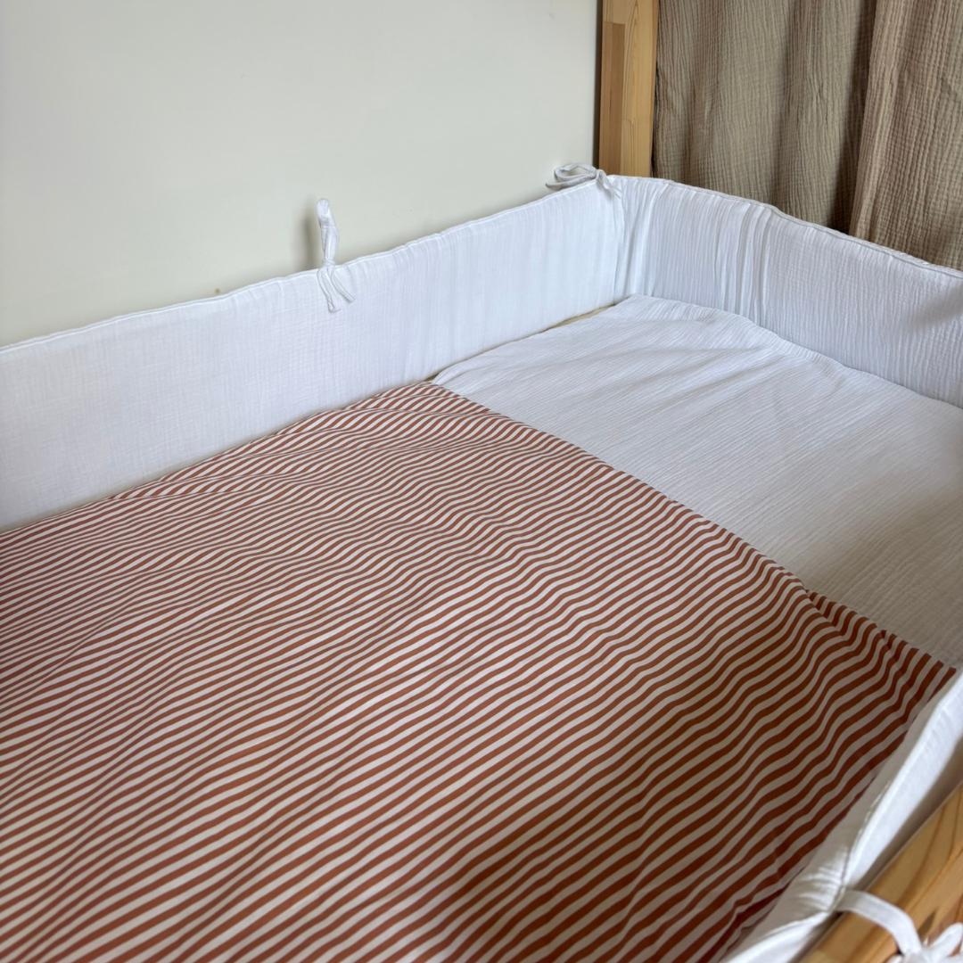 Witte dubbelgaas cabinebedbumper 