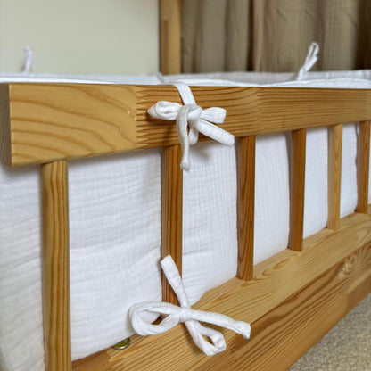 Witte dubbelgaas cabinebedbumper 