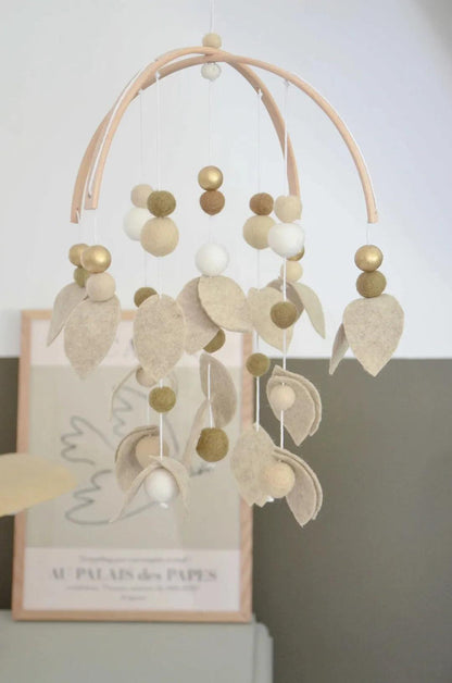 Mobile fait-main Beige &amp; doré