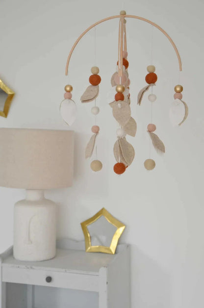 Mobile fait-main Beige &amp; blanc