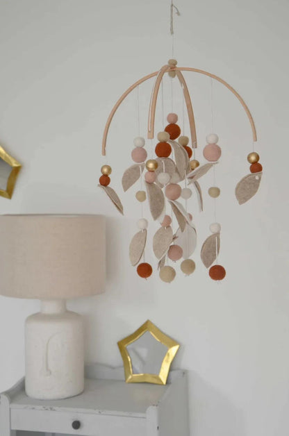 Mobile fait-main Beige &amp; blanc