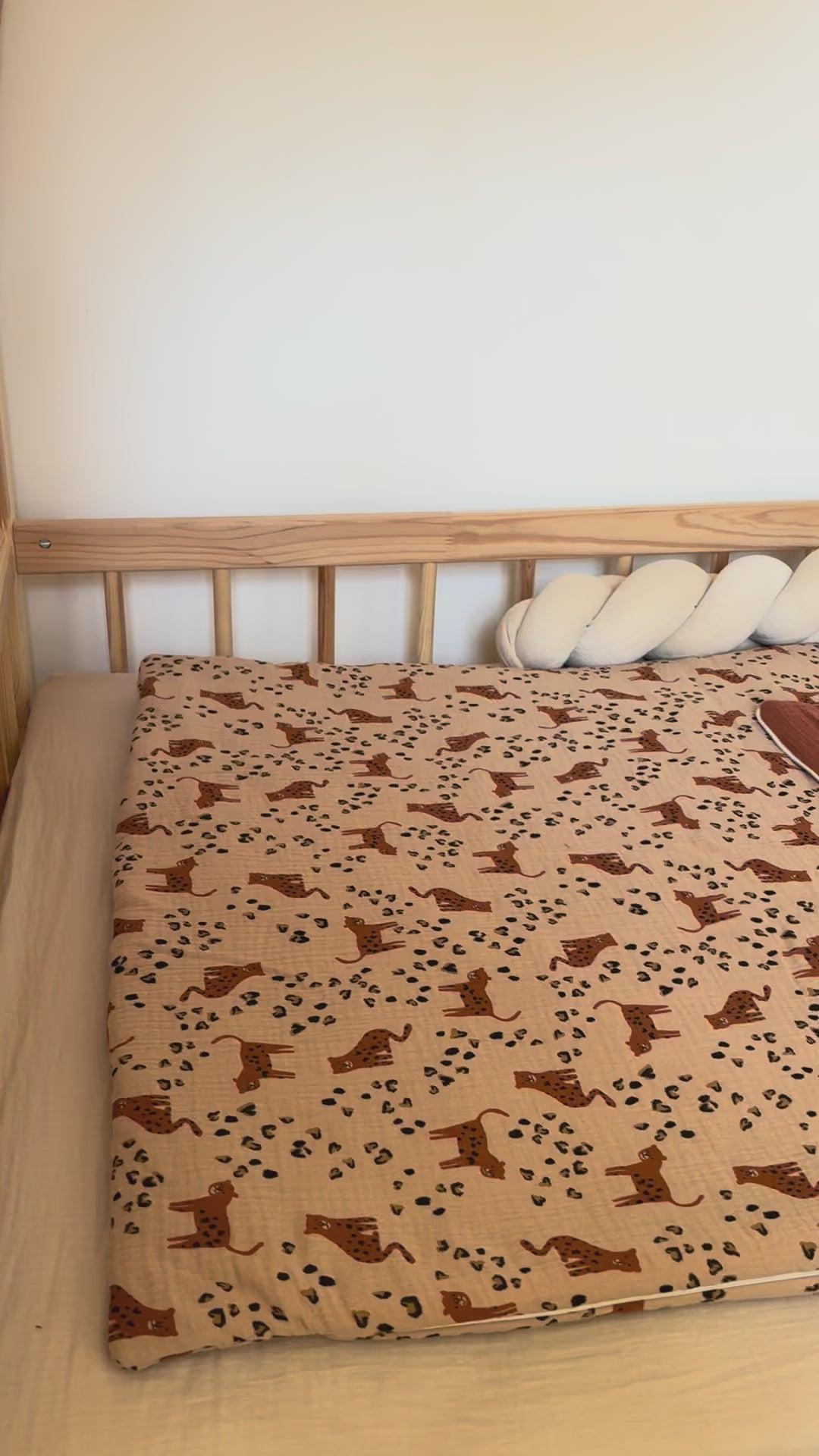 Sac de couchage enfant leopard beige