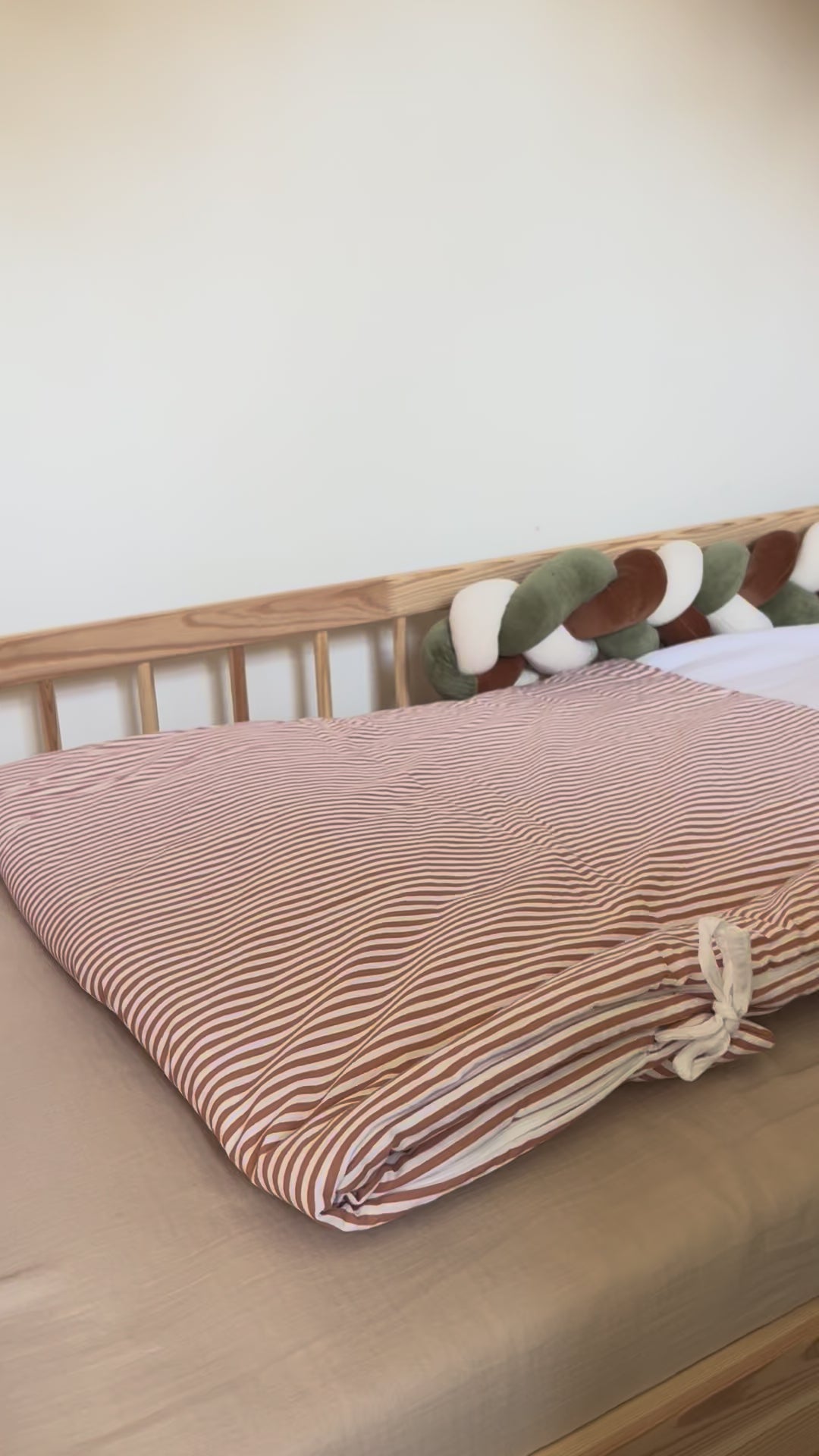 Sac de couchage enfant rayures camel